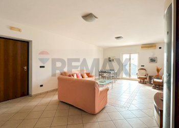 Soggiorno - sala da pranzo 2 - Appartamento via dei Bizantini
 
2, Belvedere Marittimo - foto 9