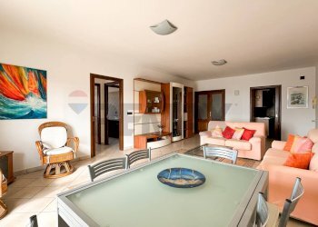 Soggiorno - sala da pranzo 4 - Appartamento via dei Bizantini
 
2, Belvedere Marittimo - foto 11