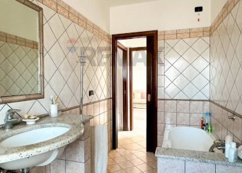 Bagno con vasca - Appartamento via dei Bizantini
 
2, Belvedere Marittimo - foto 16