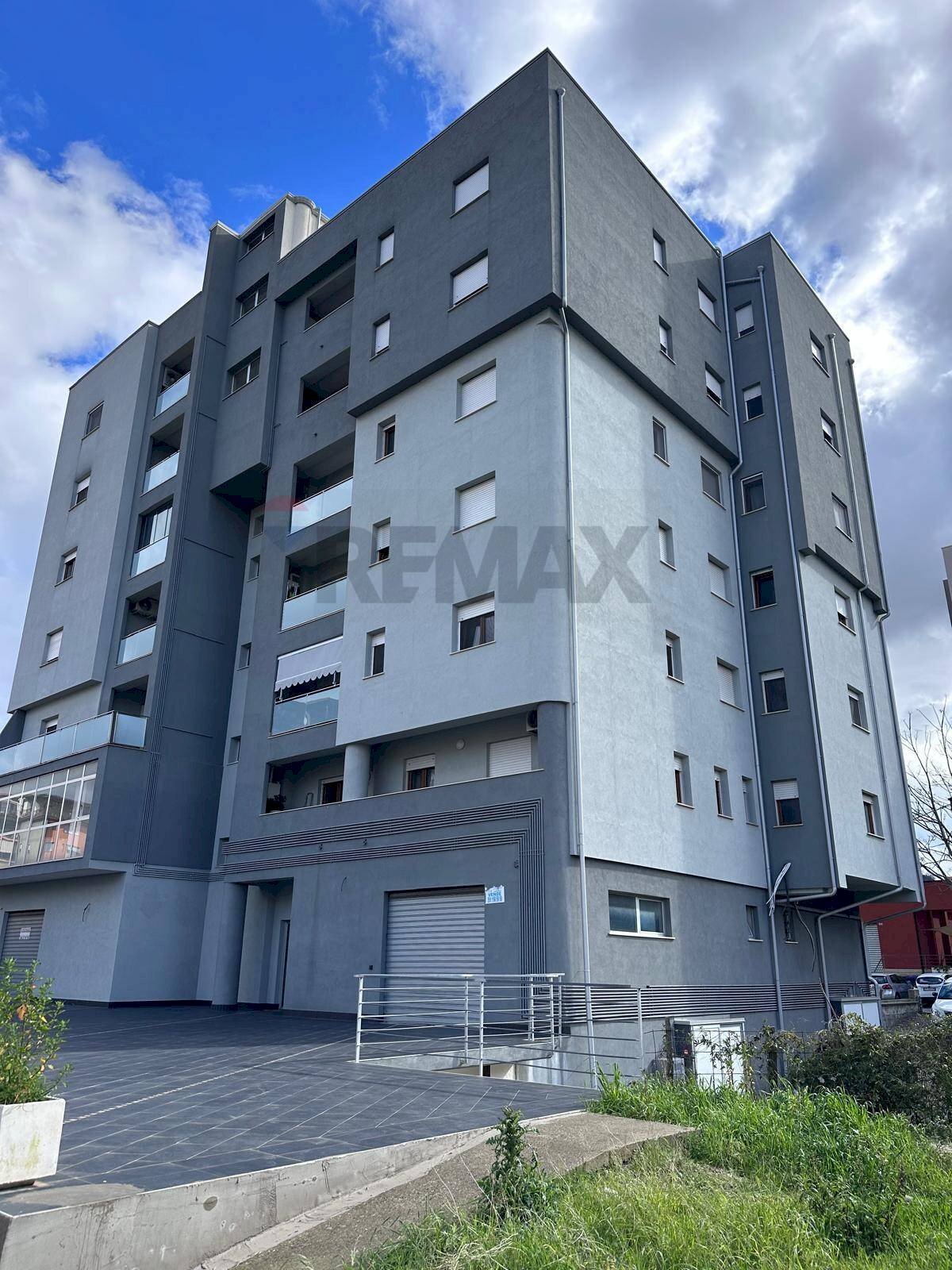 Edificio all\'aperto - Quadrilocale via pietro buffone
 
10, Cosenza - foto 1