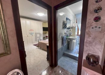 Hall / corridoio - Trilocale via antonio de curtis
 
7, Rovito - foto 23