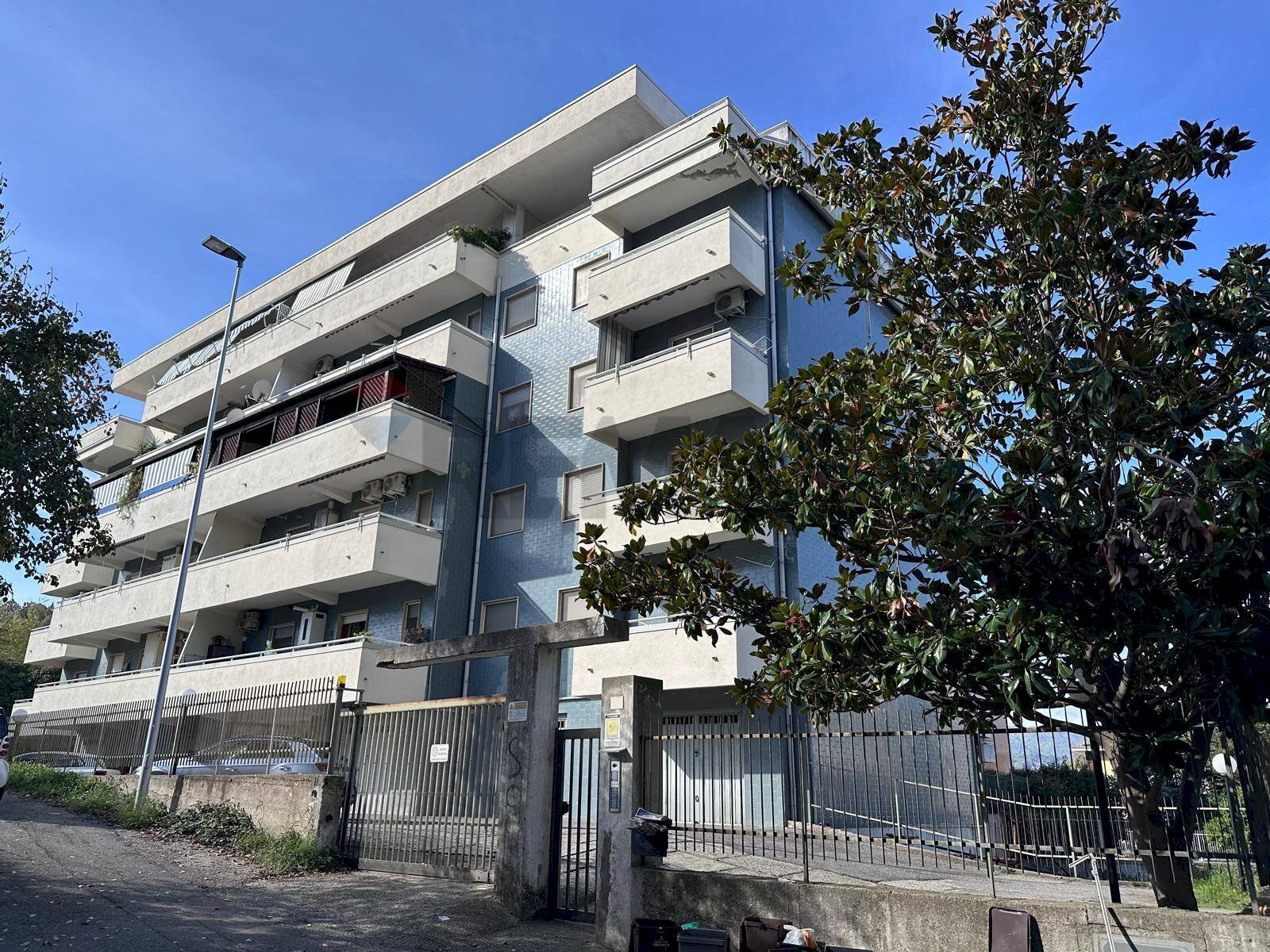 Edificio all\'aperto - Trilocale via accattatis
 
53, Cosenza - foto 2