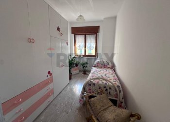 Camera / camera da letto - Trilocale via accattatis
 
53, Cosenza - foto 19