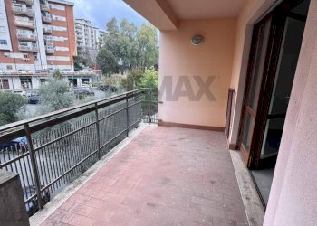 Balcone - Trilocale via giuseppe tommasi
 
25, Cosenza - foto 5