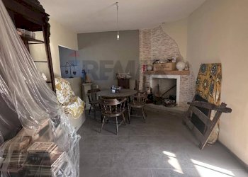 Sala da pranzo - Attico piazza san giovanni gerosolomitano
 
3, Cosenza - foto 7