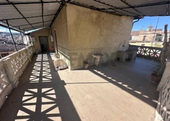 Terrazza - Attico piazza san giovanni gerosolomitano
 
3, Cosenza - foto 16