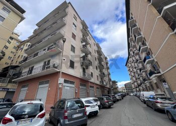 Edificio all\'aperto - Appartamento via pietro colletta
 
19, Cosenza - foto 1