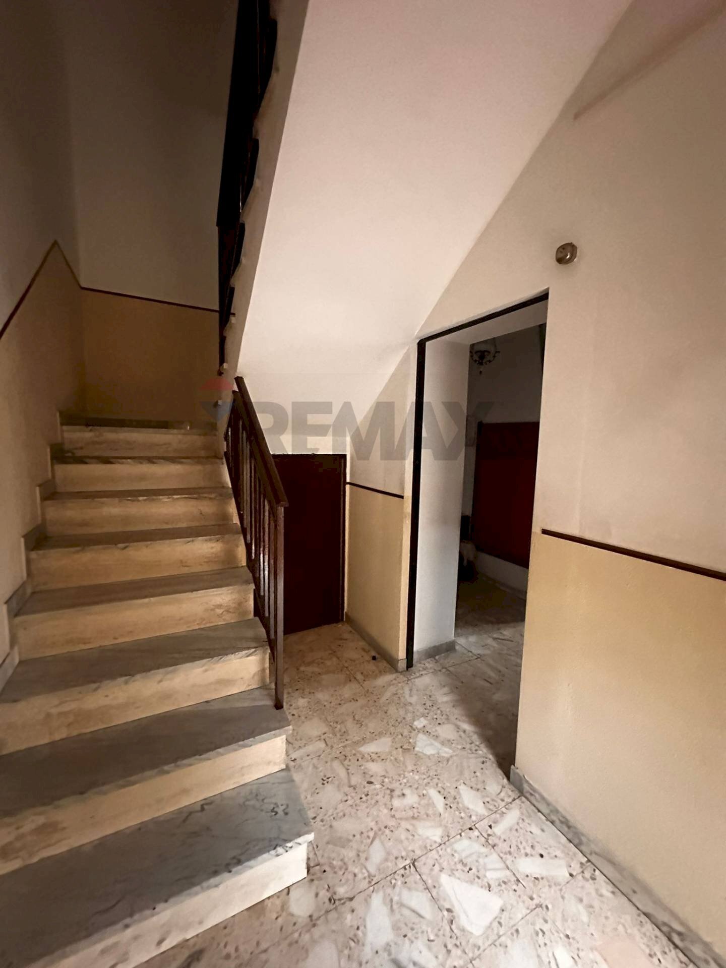 Scale - Quadrilocale Via Duomo
 
15, Bisignano - foto 3