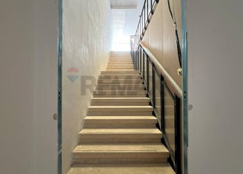 Scale - Commercial Premises VIA PIAVE
 
5 D, Cosenza - photo 17