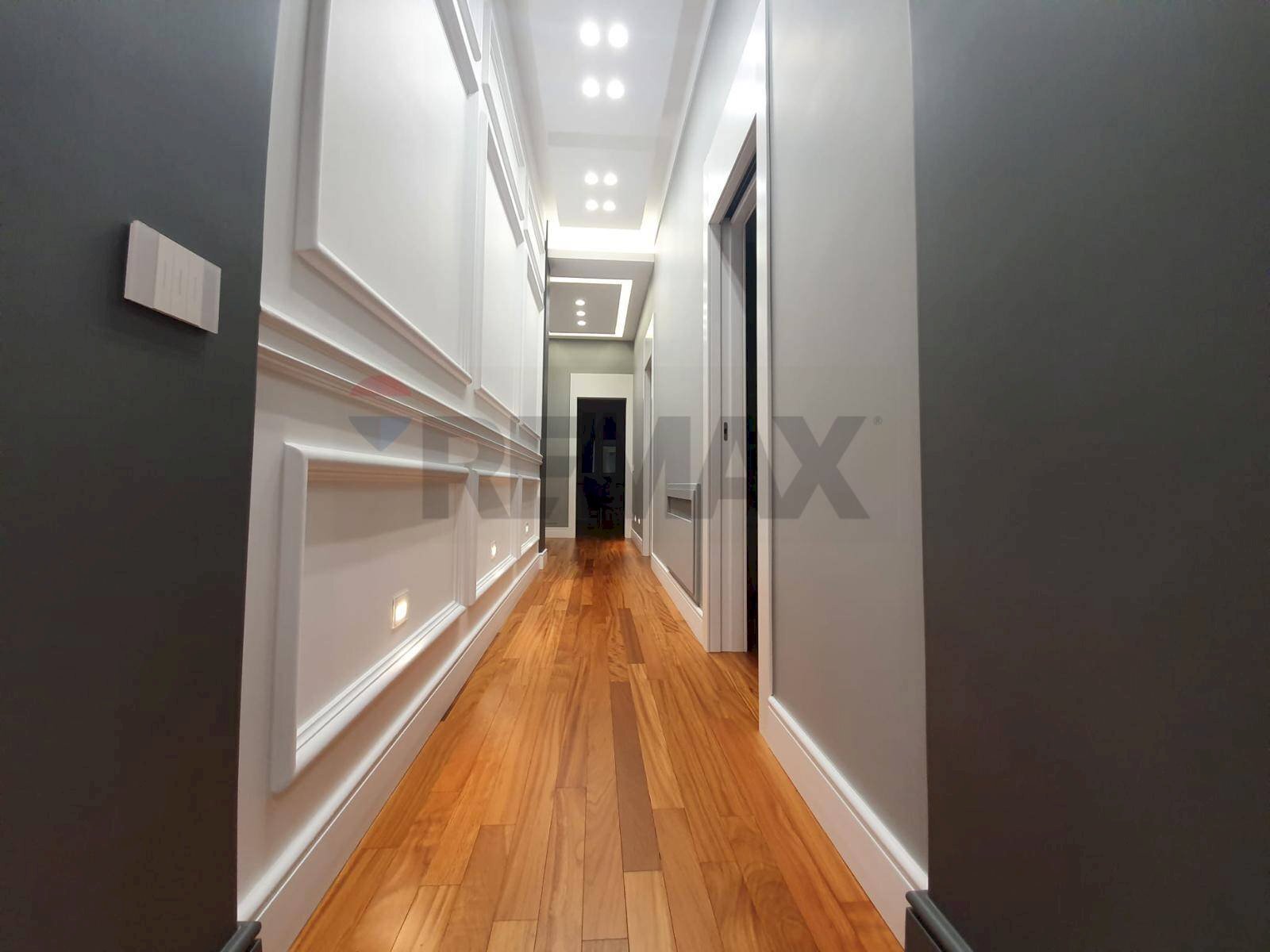 Hall / corridoio - Appartamento Via Alfonso Salfi
 
28, Cosenza - foto 3