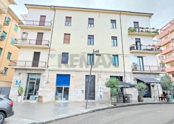 Edificio all\'aperto - Appartamento Piazza Santa Teresa
 
10, Cosenza - foto 1
