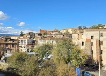 Edificio all\'aperto - Villa Bifamiliare Via Dei Martiri
 
15, Cosenza - foto 12