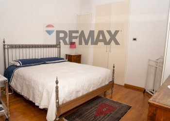 Camera / camera da letto - Semi-detached Villa Via Dei Martiri
 
15, Cosenza - photo 23