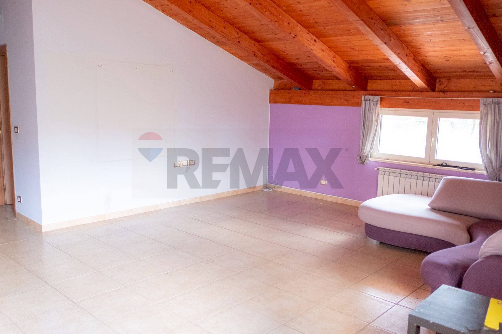 Soggiorno - Appartamento via Beato Josèmaria Escrivà
 
7, Cerisano - foto 3