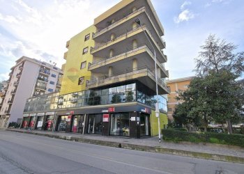 Edificio all\'aperto - Ufficio Via Panebianco
 
293, Cosenza - foto 2