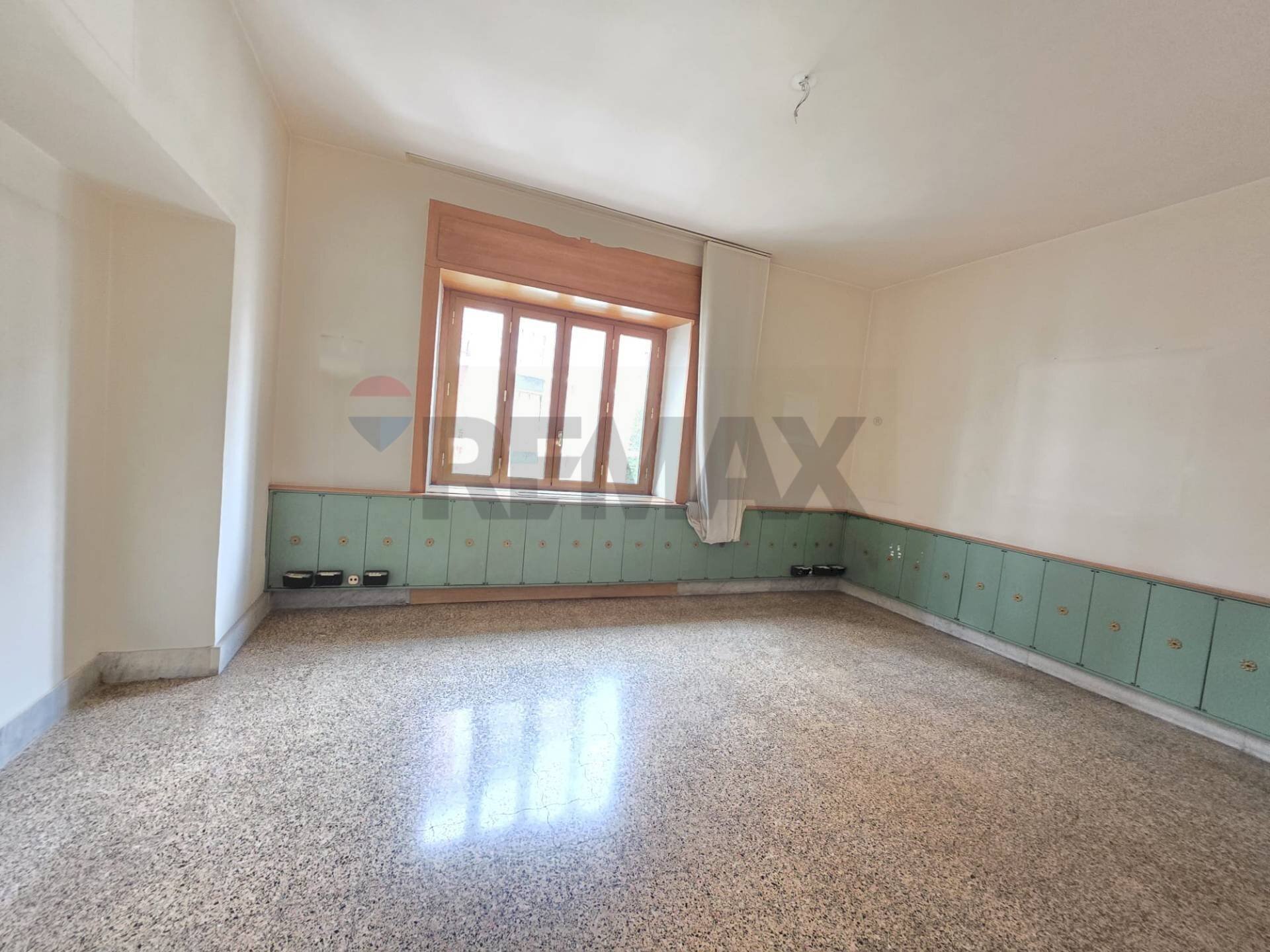 Stanza vuota - Appartamento Piazza Scura
 
1, Cosenza - foto 2