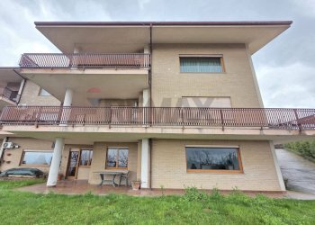 Edificio all\'aperto - Appartamento Via Bellavista
 
16, Dipignano - foto 1