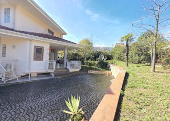 Casa all\'aperto - Villa Via Alessandro Manzoni
 
173, Rende - photo 3