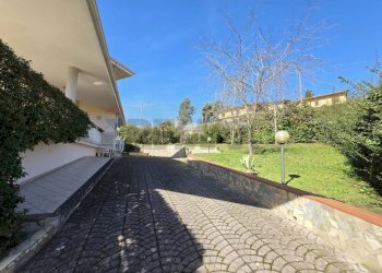 Terrazza - Villa Via Alessandro Manzoni
 
173, Rende - photo 5