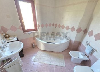 Bagno - Villa Via Alessandro Manzoni
 
173, Rende - photo 29
