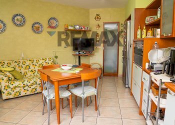 Sala da pranzo - Villa Via Alessandro Manzoni
 
173, Rende - photo 9
