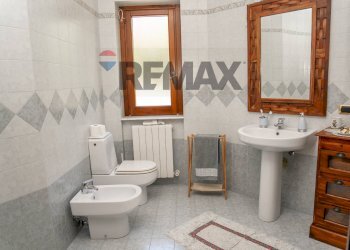Bagno - Villa Via Alessandro Manzoni
 
173, Rende - photo 18
