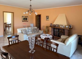 Sala da pranzo - Casa indipendente C/da Valli
 
snc, Cerisano - foto 27