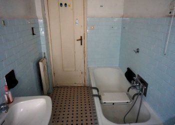 Bagno - Bilocale via Bartolomeo Carrea, 3, Genova (zona Sampierdarena) - foto 9