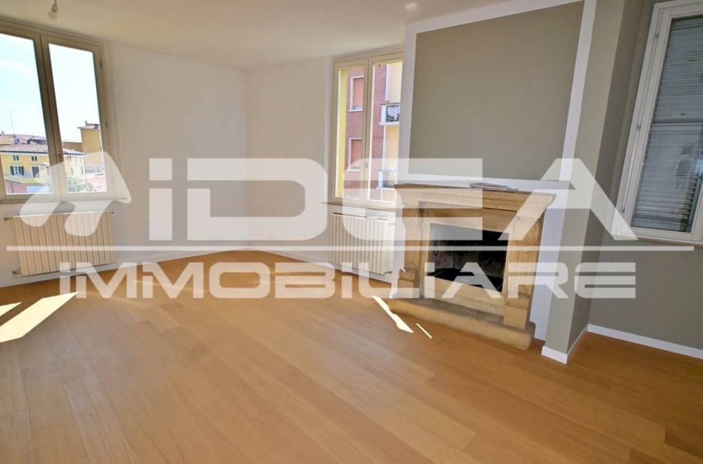 Veranda - Appartamento viale Ludovico Antonio Muratori, Modena (zona Centro Storico) - foto 1