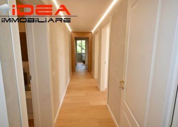 Corridoio - Appartamento viale Ludovico Antonio Muratori, Modena (zona Centro Storico) - foto 14