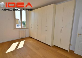 Camera da letto - Appartamento viale Ludovico Antonio Muratori, Modena (zona Centro Storico) - foto 19