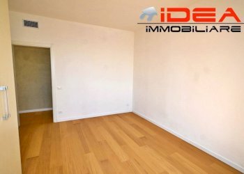 Camera da letto - Appartamento viale Ludovico Antonio Muratori, Modena (zona Centro Storico) - foto 21