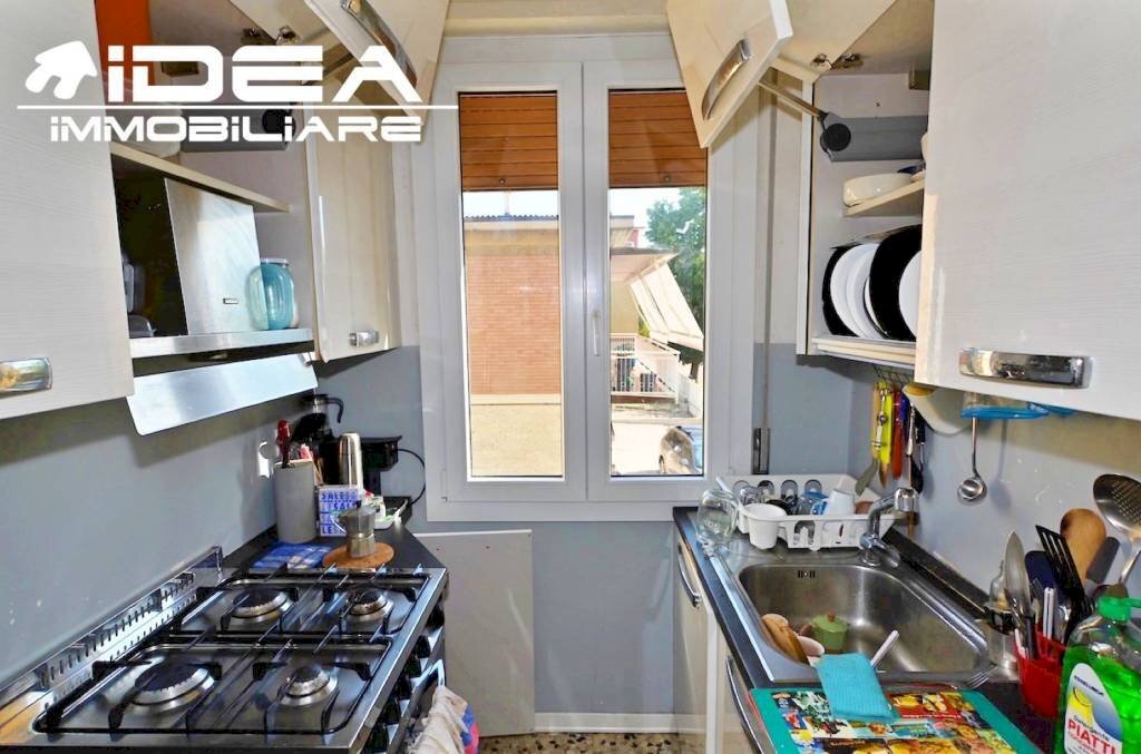 Cucina - Appartamento via Ottorino Respighi, Modena - foto 3