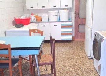 Cucina - Quadrilocale via dei Carpentieri, 5, Genova (zona Sampierdarena) - foto 15