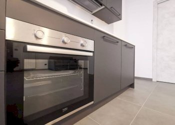 Cucina - Monolocale via Giacinto Collegno, 10, Torino (zona San Donato) - foto 11