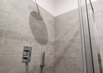 Bagno - Monolocale via Giacinto Collegno, 10, Torino (zona San Donato) - foto 23