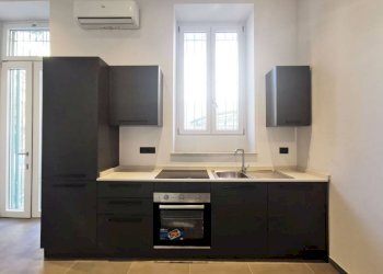 Cucina - Monolocale via Giacinto Collegno, 10, Torino (zona San Donato) - foto 2