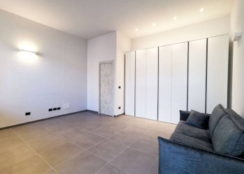 Sala da pranzo - Monolocale via Giacinto Collegno, 10, Torino (zona San Donato) - foto 10