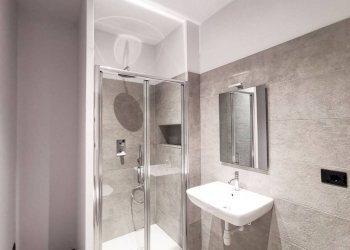 Bagno - Monolocale via Giacinto Collegno, 10, Torino (zona San Donato) - foto 16