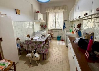 Cucina - Trilocale Lungobisagno Dalmazia, 61, Genova (zona Staglieno) - foto 4