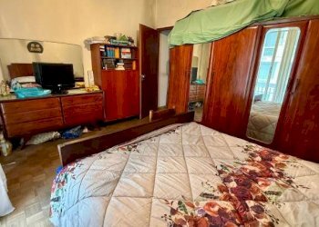 Camera da letto - Trilocale Lungobisagno Dalmazia, 61, Genova (zona Staglieno) - foto 28