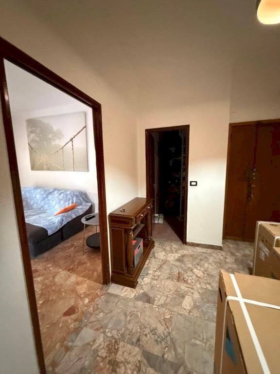 Disimpegno - Bilocale Lungobisagno Dalmazia, 61, Genova (zona Staglieno) - foto 3