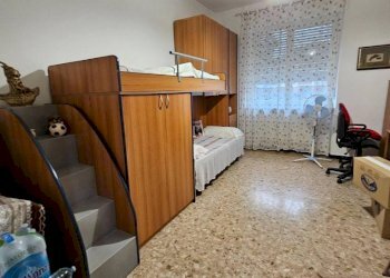 Camera da letto - Trilocale via Ettore Piccinini, 1, Asti - foto 4