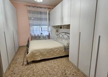 Camera da letto - Trilocale via Ettore Piccinini, 1, Asti - foto 6