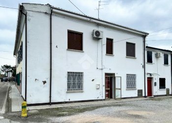 Casa semi indipendente Via Montesanto, Ferrara (zona Monestirolo) - foto 36