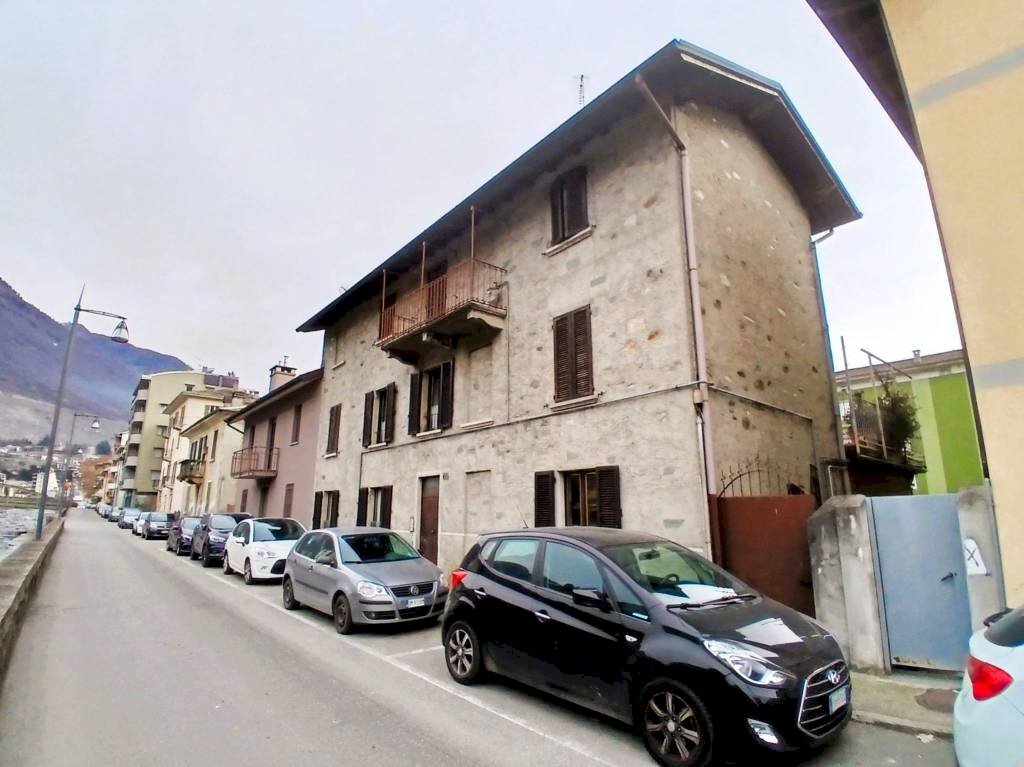 Facciata - Appartamento Lungomallero Luigi Cadorna, 60, Sondrio - foto 2