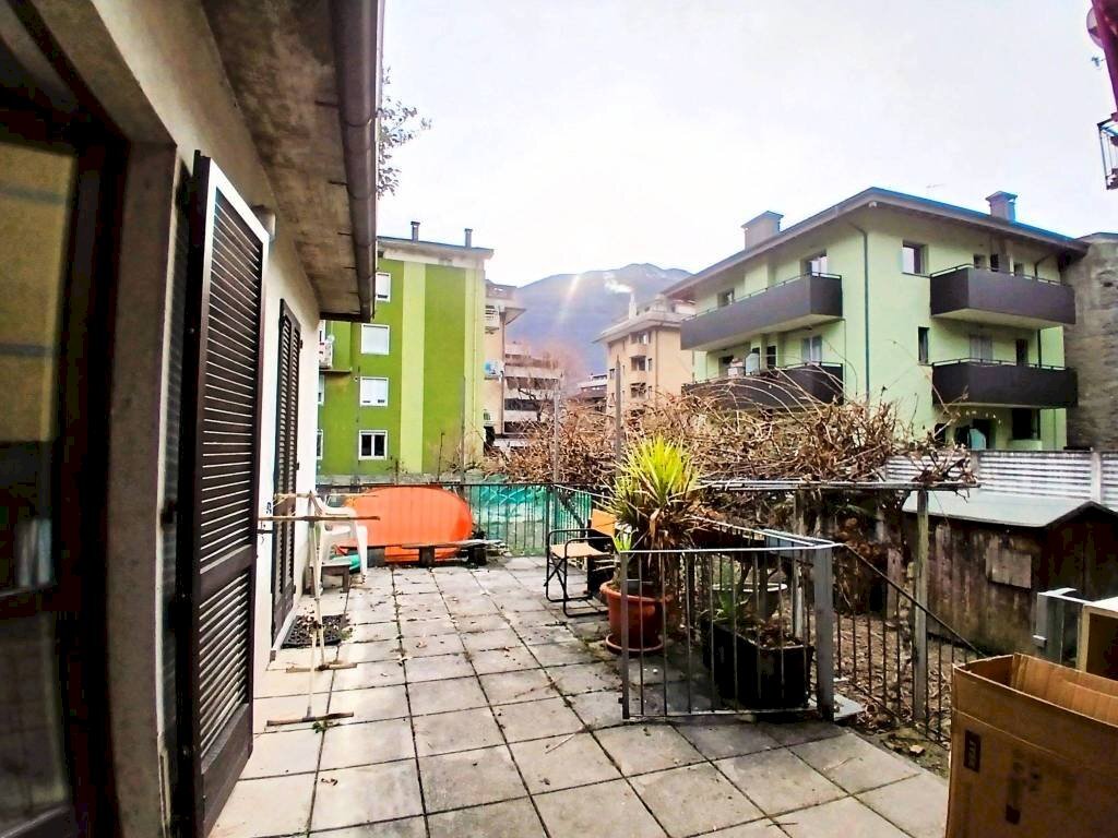 Terrazzo - Appartamento Lungomallero Luigi Cadorna, 60, Sondrio - foto 3