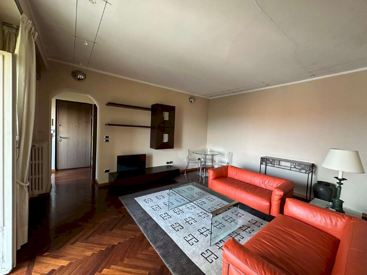 1 - Trilocale piazza Statuto, 4, Torino (zona Centro) - foto 2