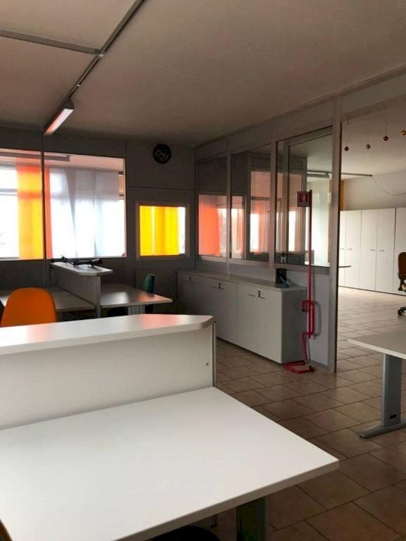 Office via Damiano Chiesa, Vimercate - photo 3