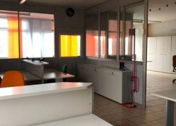 Office via Damiano Chiesa, Vimercate - photo 3